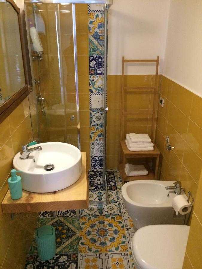La Casa Di Hoby Apartment Naples Exterior photo